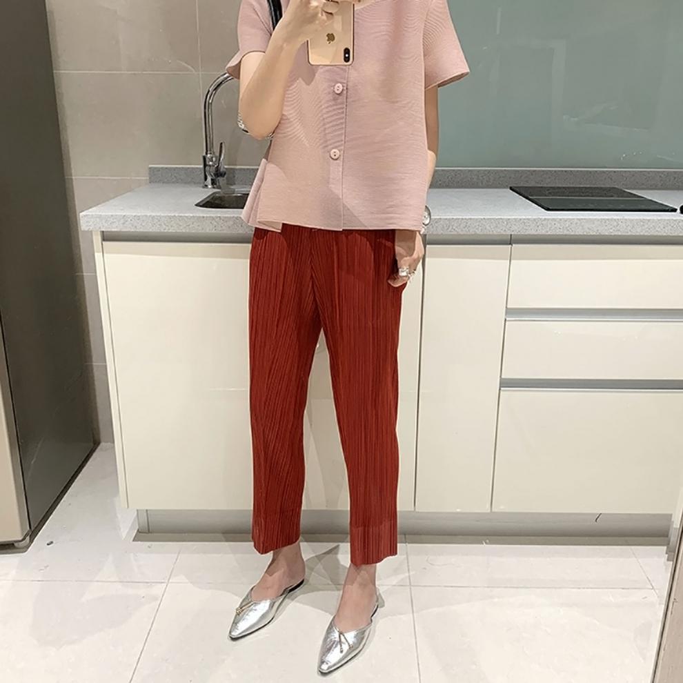 Miyake 2026 Straight-Leg Fashion High-Waisted Pocketed Cropped Pants with Elastic Waistband, Stretchy Pleated Slimming Cigarette Pants for Women