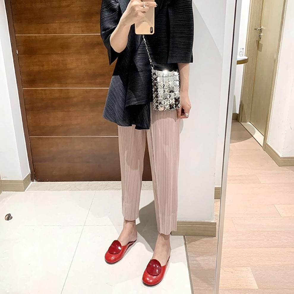 Miyake 2026 Straight-Leg Fashion High-Waisted Pocketed Cropped Pants with Elastic Waistband, Stretchy Pleated Slimming Cigarette Pants for Women