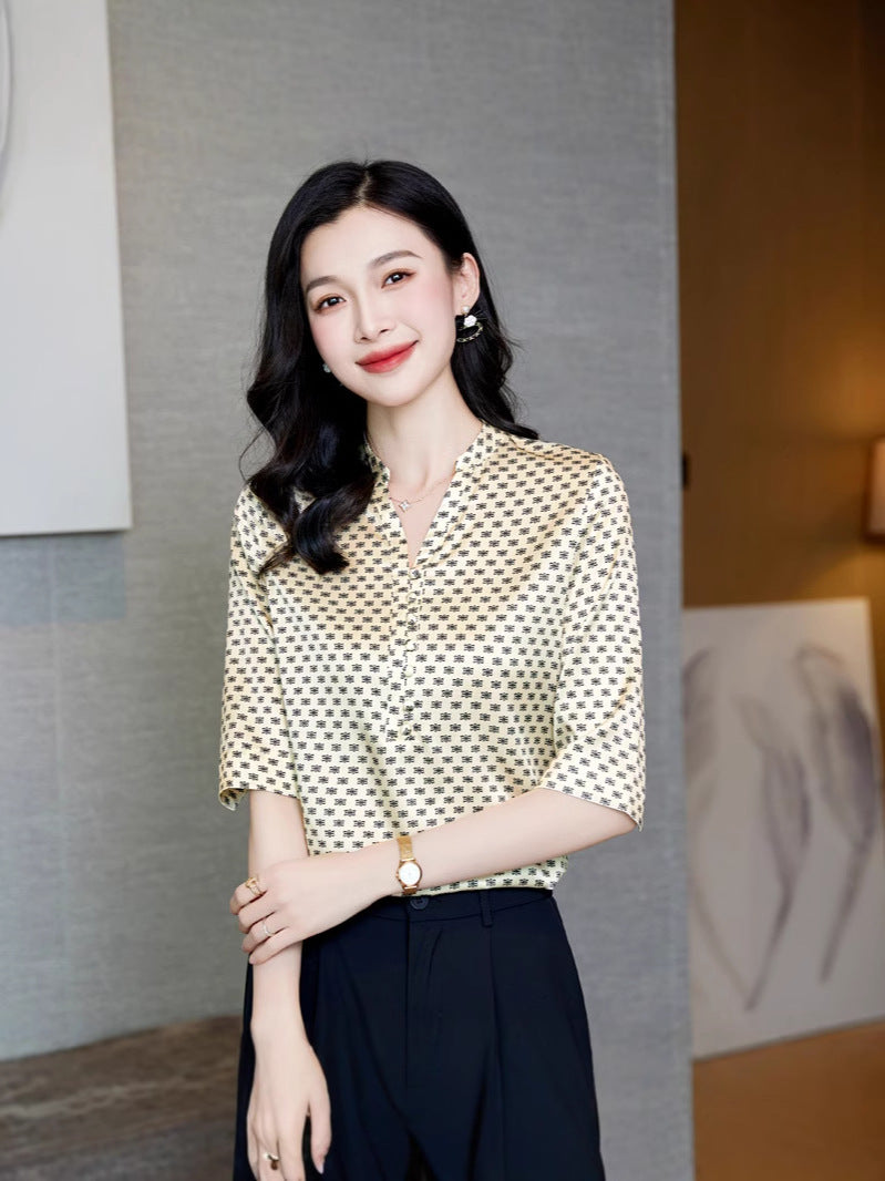 Short-Sleeved Silk Mid-Sleeve Shirt for Women, New V-Neck Elegant Office Wear, Japanese and Korean Casual Mulberry Silk Shirt