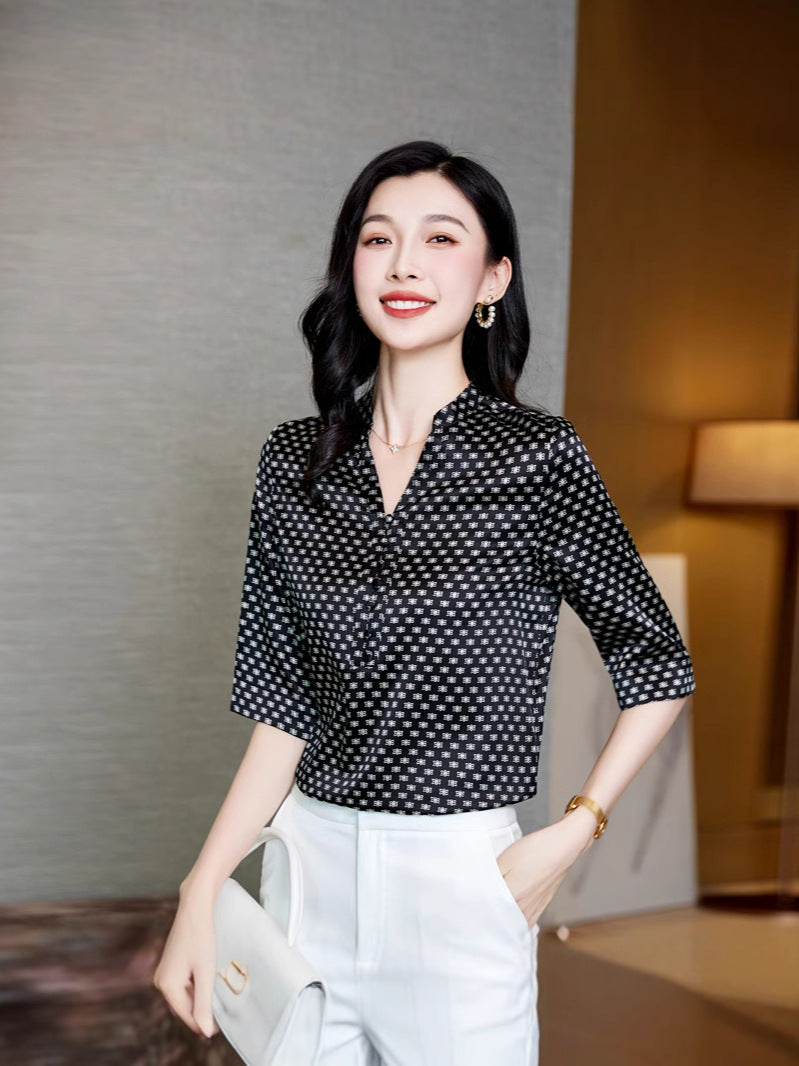 Short-Sleeved Silk Mid-Sleeve Shirt for Women, New V-Neck Elegant Office Wear, Japanese and Korean Casual Mulberry Silk Shirt