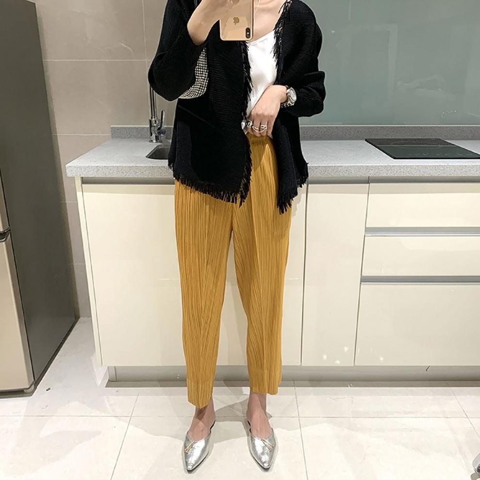 Miyake 2026 Straight-Leg Fashion High-Waisted Pocketed Cropped Pants with Elastic Waistband, Stretchy Pleated Slimming Cigarette Pants for Women