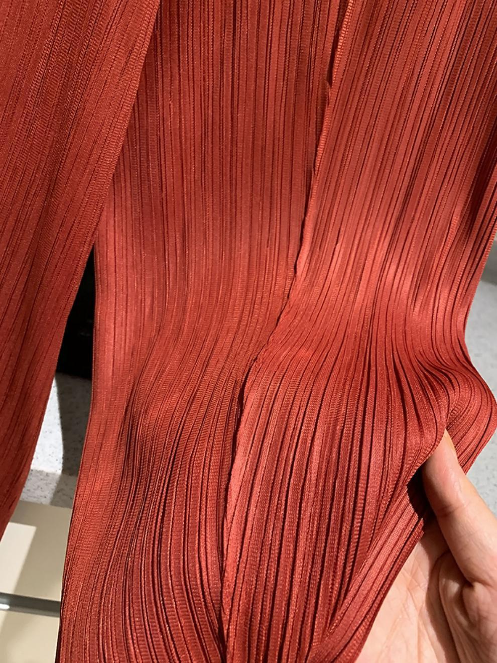 Miyake 2026 Straight-Leg Fashion High-Waisted Pocketed Cropped Pants with Elastic Waistband, Stretchy Pleated Slimming Cigarette Pants for Women