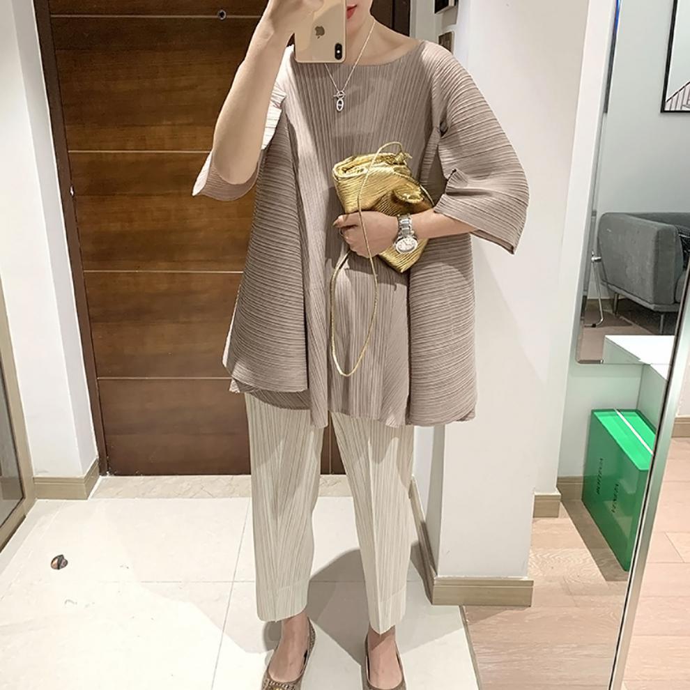 Miyake 2026 Straight-Leg Fashion High-Waisted Pocketed Cropped Pants with Elastic Waistband, Stretchy Pleated Slimming Cigarette Pants for Women