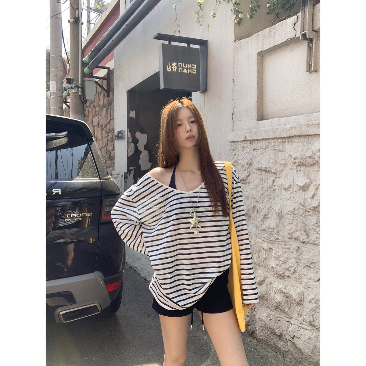 Red Celebrity Sun Protection Blouse Women's Summer Ootd Wear 2025 New Long-Sleeved T-Shirt Loose Stripesd Slanted Shoulder Top