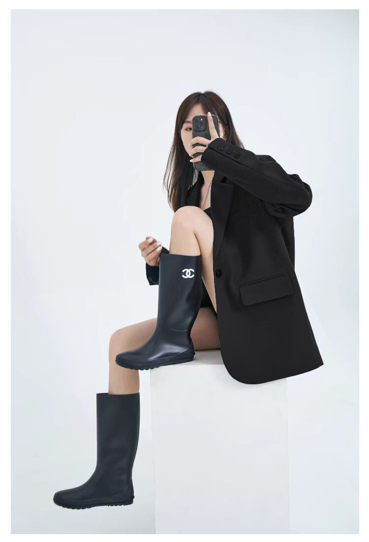 Casual Blazer for Women 2026 Autumn New Style Loose Fit Elegant Commuter Trendy Street Style Small Suit Jacket for Women
