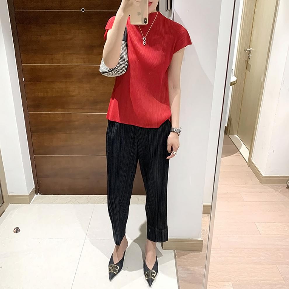 Miyake 2026 Straight-Leg Fashion High-Waisted Pocketed Cropped Pants with Elastic Waistband, Stretchy Pleated Slimming Cigarette Pants for Women