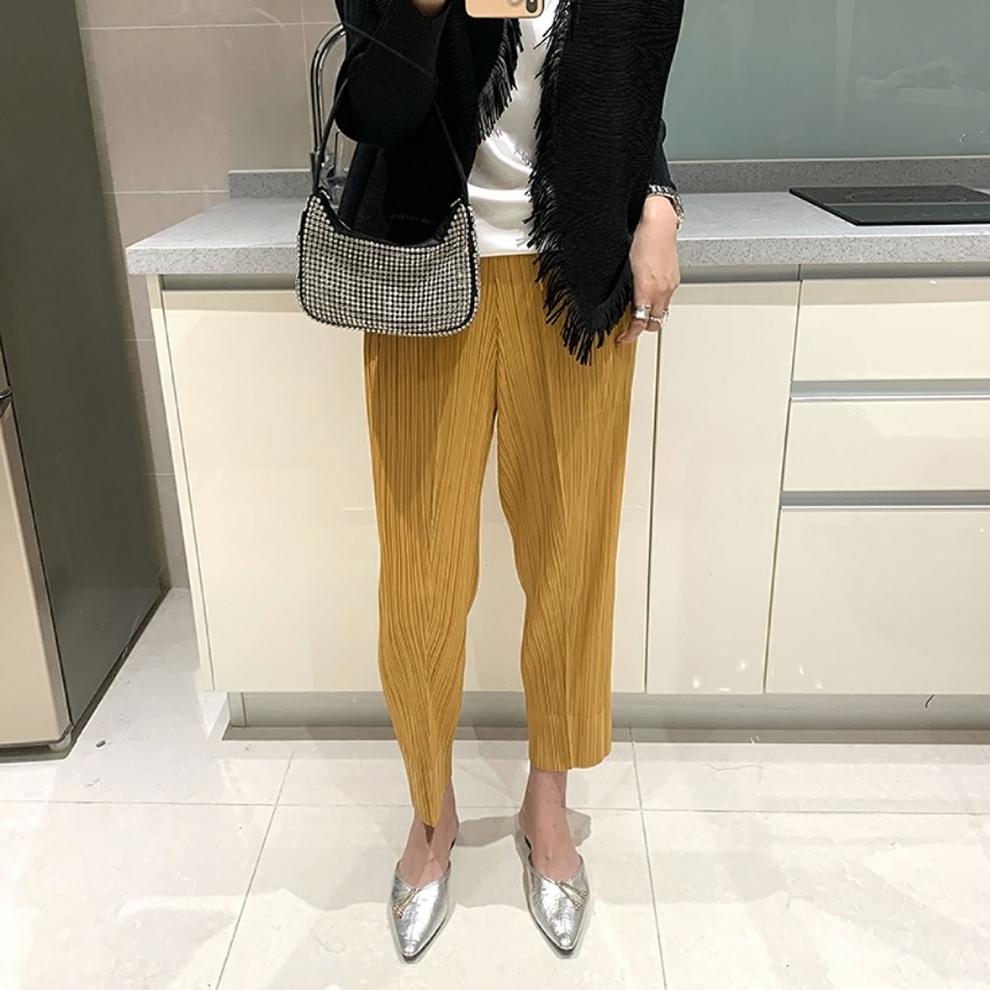 Miyake 2026 Straight-Leg Fashion High-Waisted Pocketed Cropped Pants with Elastic Waistband, Stretchy Pleated Slimming Cigarette Pants for Women