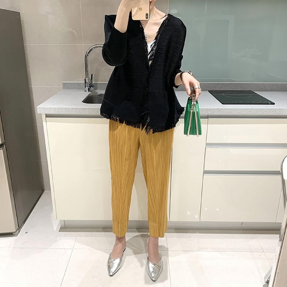 Miyake 2026 Straight-Leg Fashion High-Waisted Pocketed Cropped Pants with Elastic Waistband, Stretchy Pleated Slimming Cigarette Pants for Women