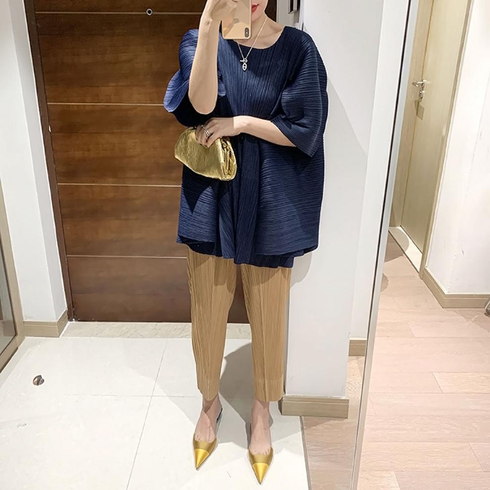 Miyake 2026 Straight-Leg Fashion High-Waisted Pocketed Cropped Pants with Elastic Waistband, Stretchy Pleated Slimming Cigarette Pants for Women