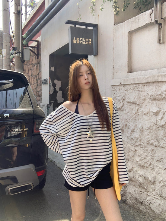 Red Celebrity Sun Protection Blouse Women's Summer Ootd Wear 2025 New Long-Sleeved T-Shirt Loose Stripesd Slanted Shoulder Top