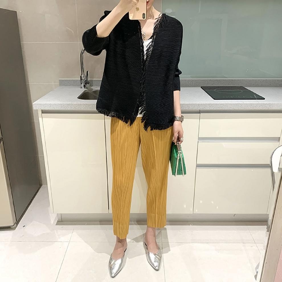 Miyake 2026 Straight-Leg Fashion High-Waisted Pocketed Cropped Pants with Elastic Waistband, Stretchy Pleated Slimming Cigarette Pants for Women